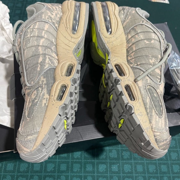 AIR MAX TAILWIND IV SP “UNISEX” NEW IN BOX MENS 9 WOMENS 10.5 - Picture 3 of 9